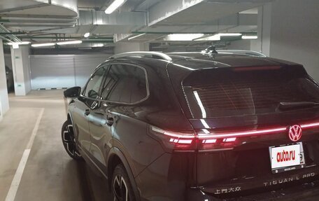 Volkswagen Tiguan, 2024 год, 4 700 000 рублей, 11 фотография