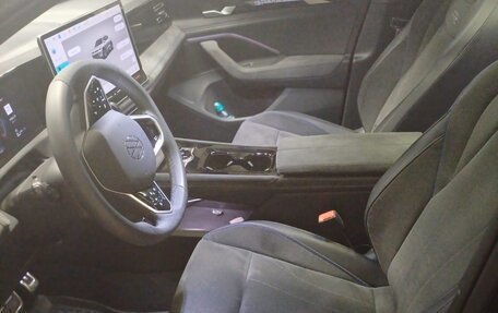 Volkswagen Tiguan, 2024 год, 4 700 000 рублей, 20 фотография