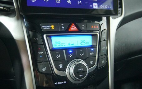 Hyundai i30 II рестайлинг, 2013 год, 885 000 рублей, 13 фотография