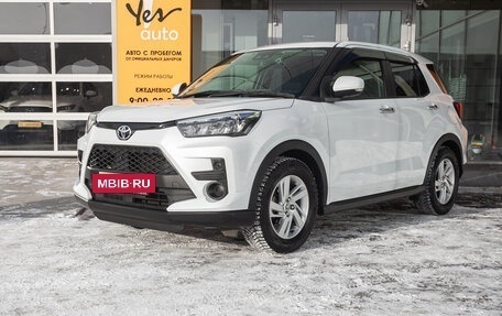 Toyota Raize I, 2020 год, 1 598 000 рублей, 2 фотография