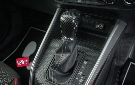 Toyota Raize I, 2020 год, 1 598 000 рублей, 13 фотография