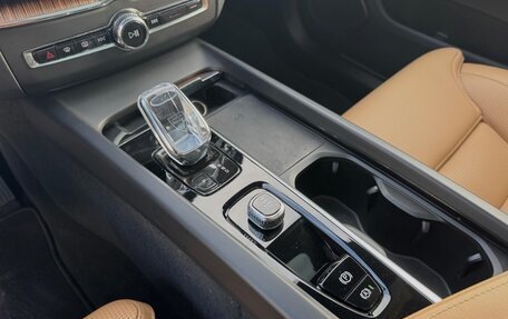 Volvo XC60 II, 2022 год, 3 450 000 рублей, 12 фотография