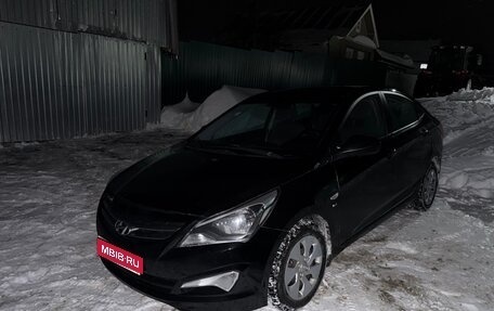 Hyundai Solaris II рестайлинг, 2014 год, 700 000 рублей, 1 фотография