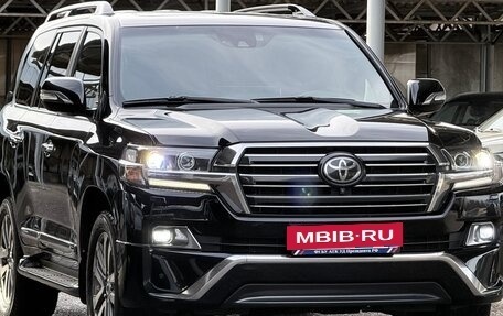 Toyota Land Cruiser 200, 2016 год, 6 000 000 рублей, 3 фотография