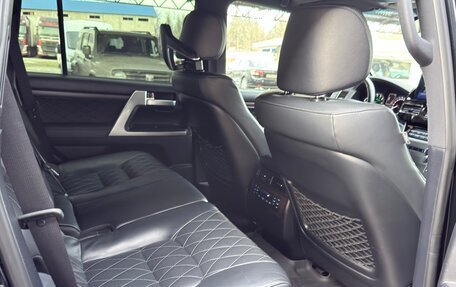 Toyota Land Cruiser 200, 2016 год, 6 000 000 рублей, 13 фотография