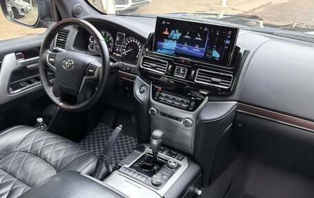 Toyota Land Cruiser 200, 2016 год, 6 000 000 рублей, 12 фотография