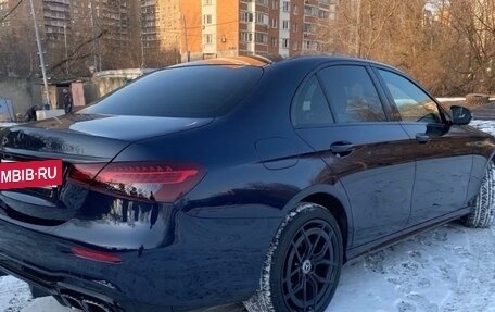 Mercedes-Benz E-Класс, 2021 год, 5 400 000 рублей, 3 фотография