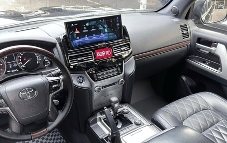 Toyota Land Cruiser 200, 2016 год, 6 000 000 рублей, 11 фотография