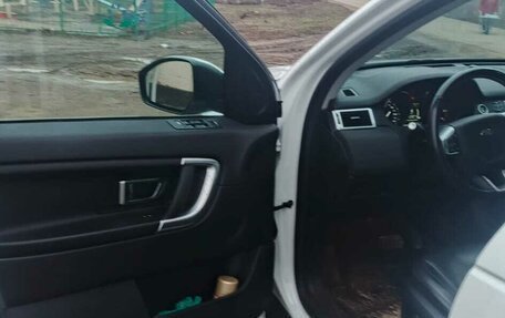 Land Rover Discovery Sport I рестайлинг, 2018 год, 2 250 000 рублей, 9 фотография