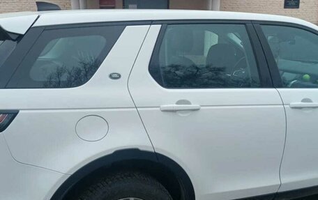 Land Rover Discovery Sport I рестайлинг, 2018 год, 2 250 000 рублей, 15 фотография