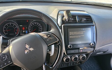 Mitsubishi ASX I рестайлинг, 2021 год, 2 800 000 рублей, 5 фотография