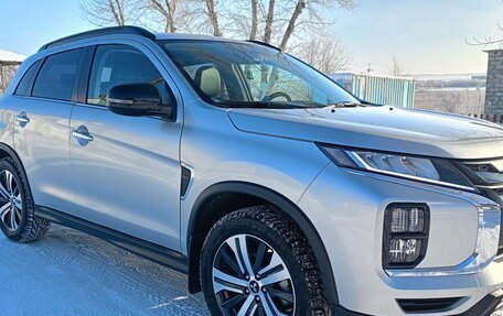 Mitsubishi ASX I рестайлинг, 2021 год, 2 800 000 рублей, 3 фотография