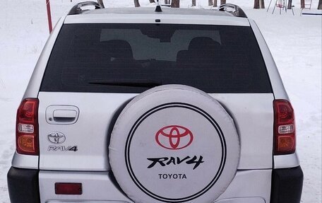 Toyota RAV4, 2003 год, 850 000 рублей, 2 фотография