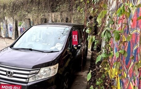 Honda Stepwgn IV, 2012 год, 1 750 000 рублей, 3 фотография