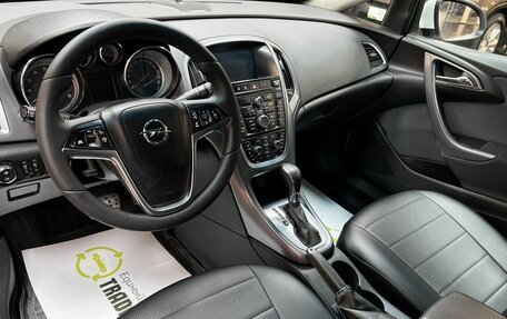 Opel Astra J, 2014 год, 1 145 000 рублей, 9 фотография