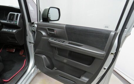 Honda Stepwgn IV, 2010 год, 1 200 000 рублей, 11 фотография