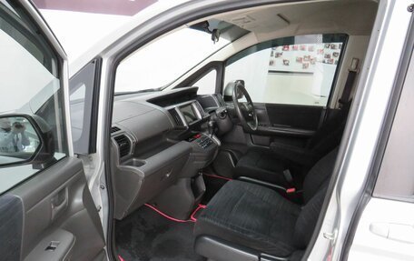 Honda Stepwgn IV, 2010 год, 1 200 000 рублей, 22 фотография