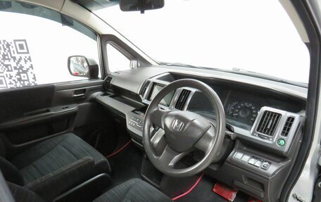 Honda Stepwgn IV, 2010 год, 1 200 000 рублей, 13 фотография