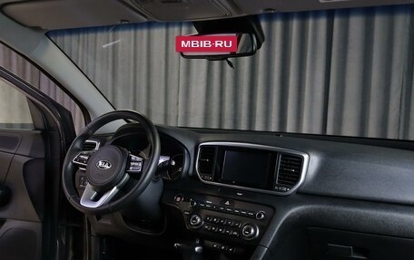 KIA Sportage IV рестайлинг, 2018 год, 1 949 000 рублей, 5 фотография