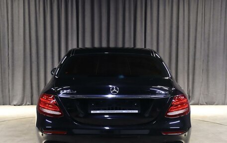 Mercedes-Benz E-Класс, 2020 год, 3 199 000 рублей, 5 фотография