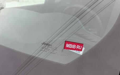 Jeep Grand Cherokee, 2022 год, 5 642 000 рублей, 7 фотография