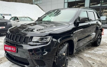 Jeep Grand Cherokee, 2018 год, 9 950 000 рублей, 3 фотография