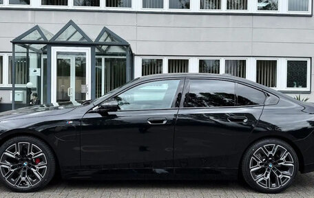 BMW 5 серия, 2025 год, 6 000 000 рублей, 4 фотография