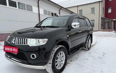 Mitsubishi Pajero Sport II рестайлинг, 2012 год, 2 100 000 рублей, 2 фотография