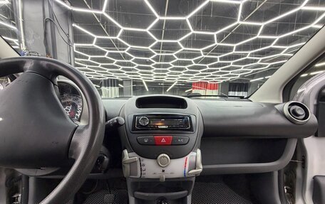 Peugeot 107 I рестайлинг, 2008 год, 450 000 рублей, 16 фотография