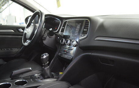 Renault Megane IV, 2020 год, 1 190 000 рублей, 10 фотография