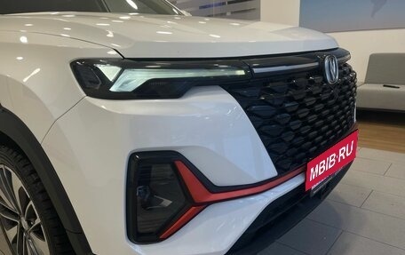 Changan CS35 Plus, 2024 год, 2 190 000 рублей, 12 фотография