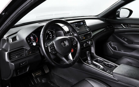 Honda Accord IX рестайлинг, 2019 год, 2 400 000 рублей, 14 фотография