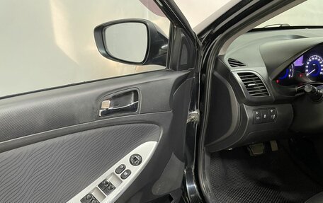 Hyundai Solaris II рестайлинг, 2011 год, 780 000 рублей, 17 фотография