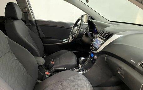 Hyundai Solaris II рестайлинг, 2011 год, 780 000 рублей, 19 фотография