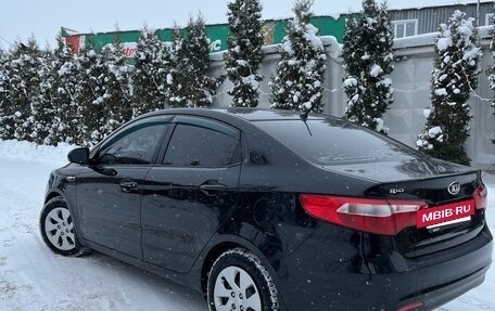 KIA Rio III рестайлинг, 2013 год, 730 000 рублей, 4 фотография