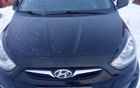 Hyundai Solaris II рестайлинг, 2012 год, 750 000 рублей, 2 фотография