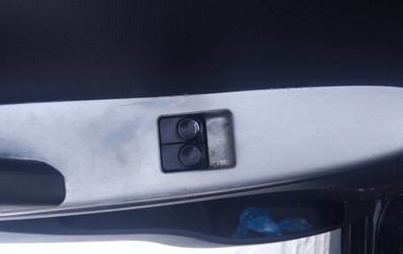 Hyundai Solaris II рестайлинг, 2012 год, 750 000 рублей, 9 фотография