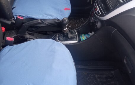 Hyundai Solaris II рестайлинг, 2012 год, 750 000 рублей, 11 фотография