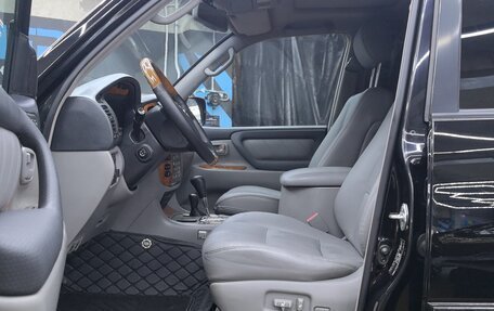 Toyota Land Cruiser 100 рестайлинг 2, 2006 год, 2 950 000 рублей, 14 фотография