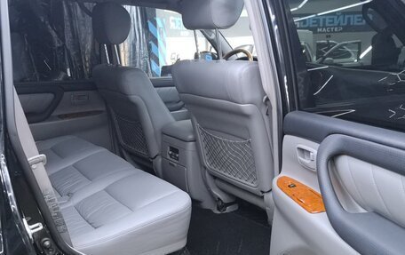 Toyota Land Cruiser 100 рестайлинг 2, 2006 год, 2 950 000 рублей, 15 фотография