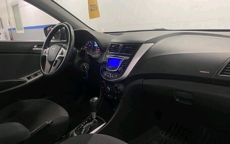 Hyundai Solaris II рестайлинг, 2013 год, 610 000 рублей, 16 фотография