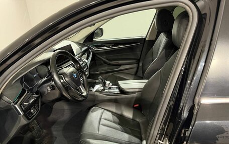 BMW 5 серия, 2020 год, 3 590 000 рублей, 15 фотография