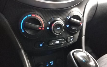 Hyundai Solaris II рестайлинг, 2015 год, 880 000 рублей, 12 фотография