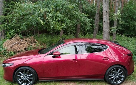 Mazda 3, 2019 год, 1 850 000 рублей, 2 фотография
