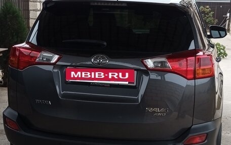 Toyota RAV4, 2013 год, 1 600 000 рублей, 5 фотография
