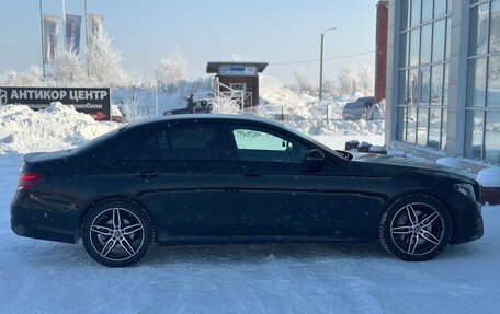 Mercedes-Benz E-Класс, 2017 год, 3 100 000 рублей, 7 фотография