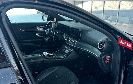 Mercedes-Benz E-Класс, 2017 год, 3 100 000 рублей, 9 фотография