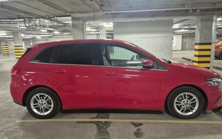 Mercedes-Benz B-Класс, 2019 год, 2 050 000 рублей, 12 фотография