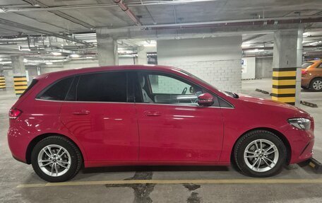 Mercedes-Benz B-Класс, 2019 год, 2 050 000 рублей, 11 фотография