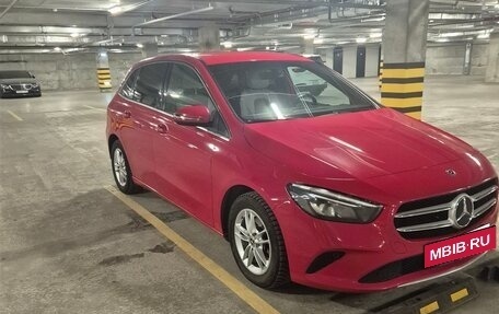 Mercedes-Benz B-Класс, 2019 год, 2 050 000 рублей, 3 фотография